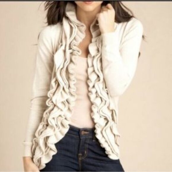 Romeo & Juliet Couture Sweaters - EUC Romeo & Juliet Couture BEIGE Cascading Ruffle Cardigan Size Medium
